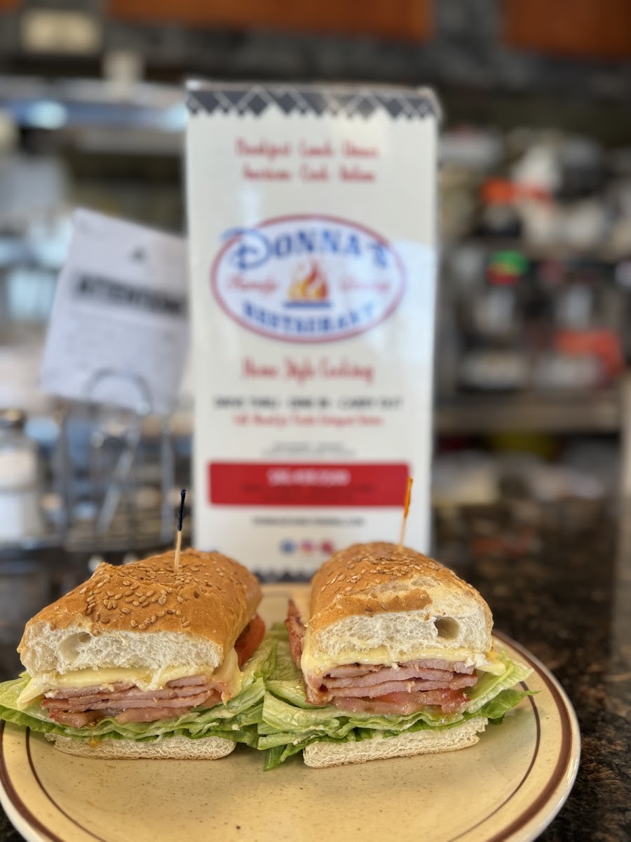 Donna's Family Dining